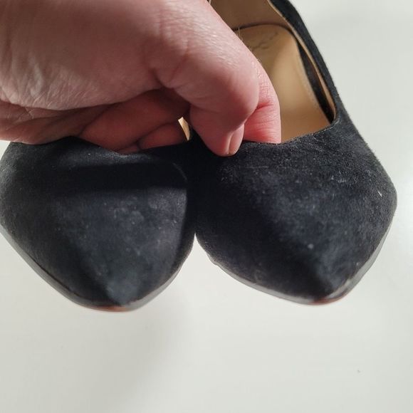 Vince Camuto Black Suede Leather Dress Heel Pumps - Picture 7 of 13